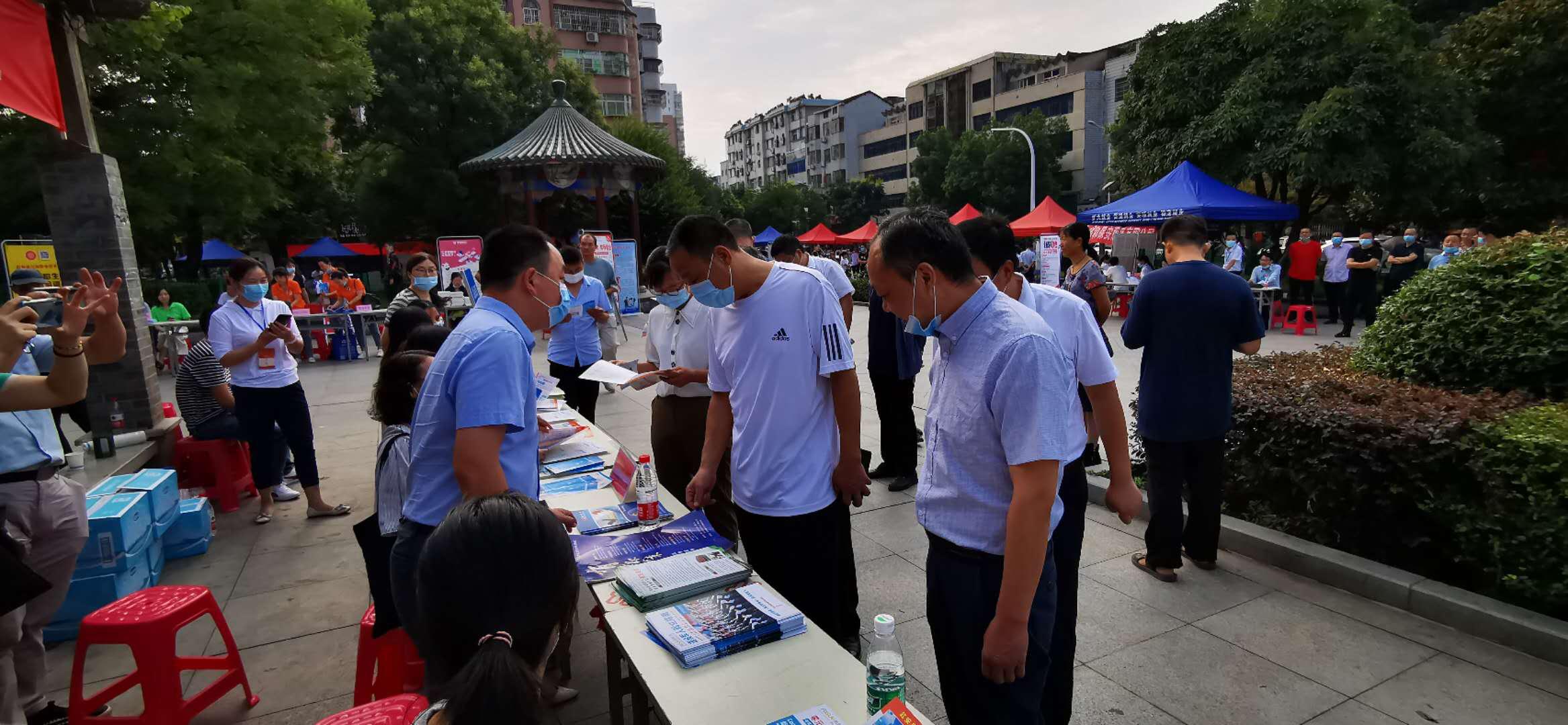 红安开发区最新招聘，启程探索自然美景，寻找内心平静之旅